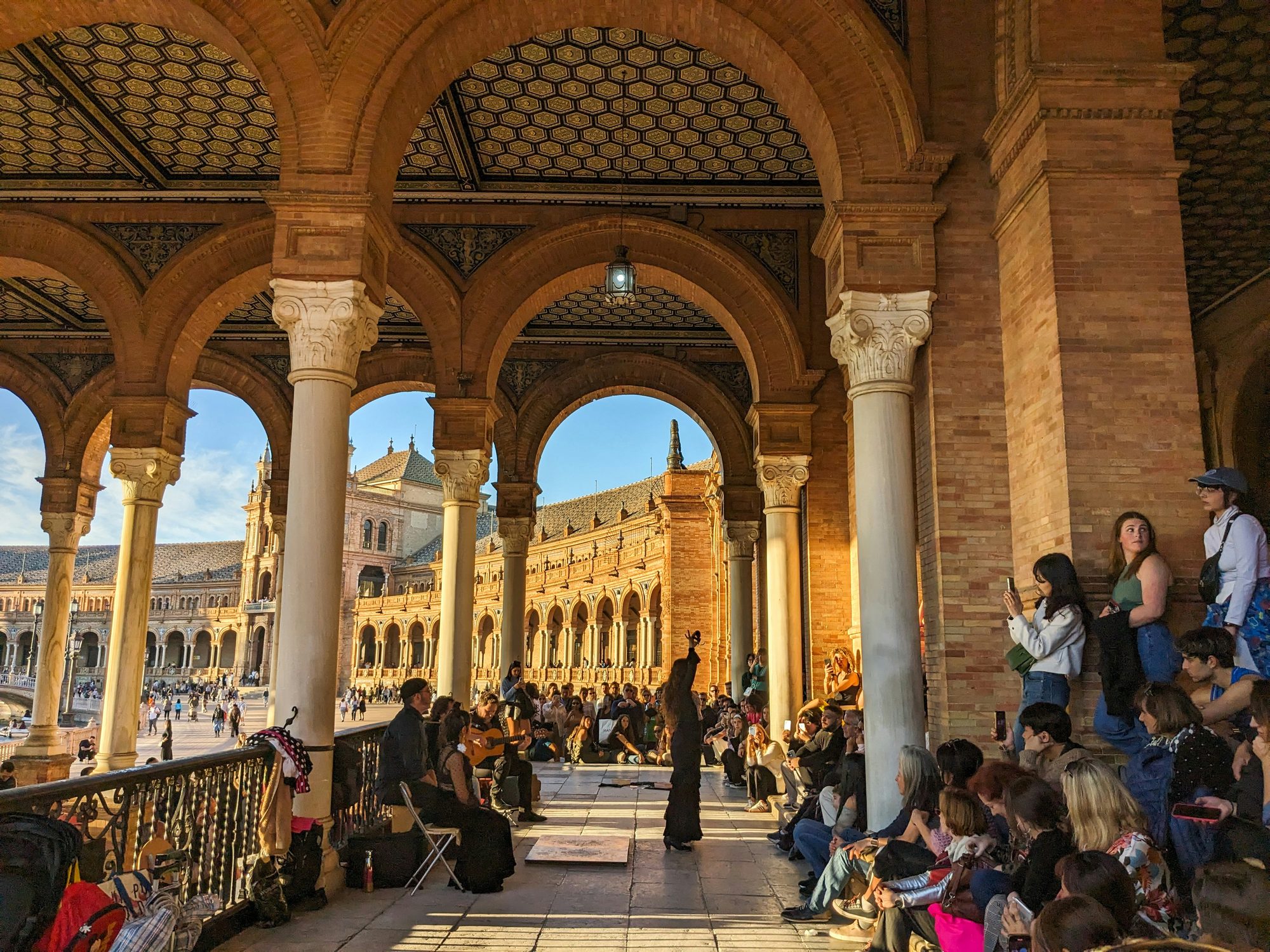 Flamenco performance at Plaza de España, Sevilla